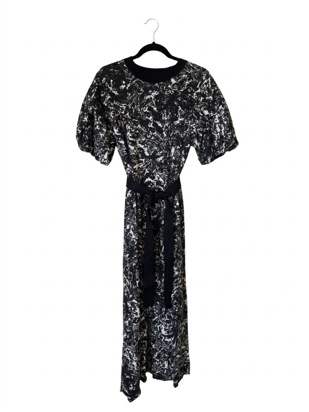 Kowtow Black and White Abstract Print Maxi Dress with Tie Waist